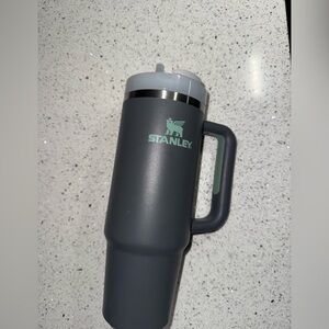 Stanley Charcoal Travel Mug with Handle